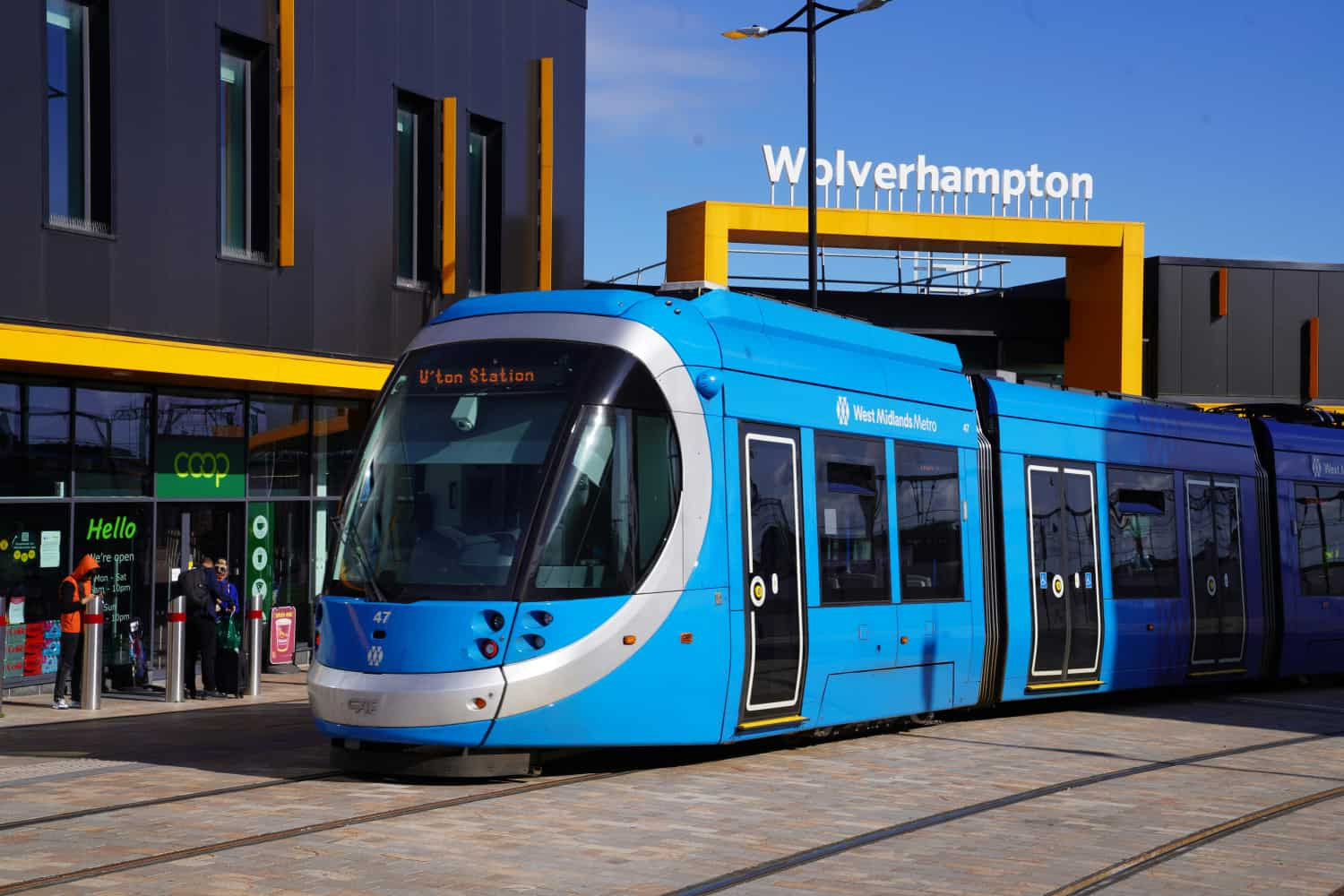 wolverhampton-tram-photo